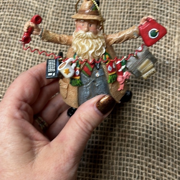 Busy office Santa ornament - Picture 2 of 4